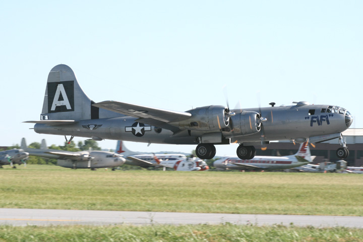 Warbirds And Airshows - Reading WWII Weekend 2011